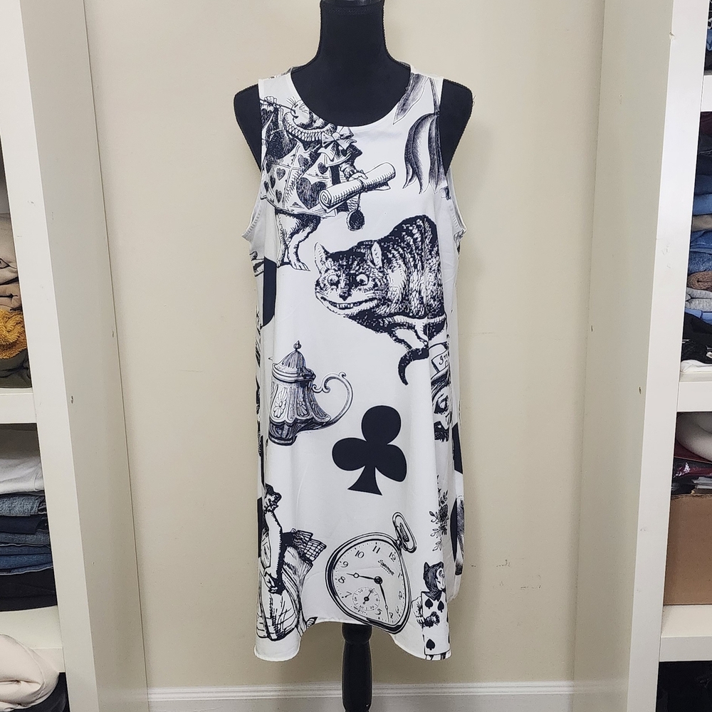 ALICE IN WONDERLAND Print Dess